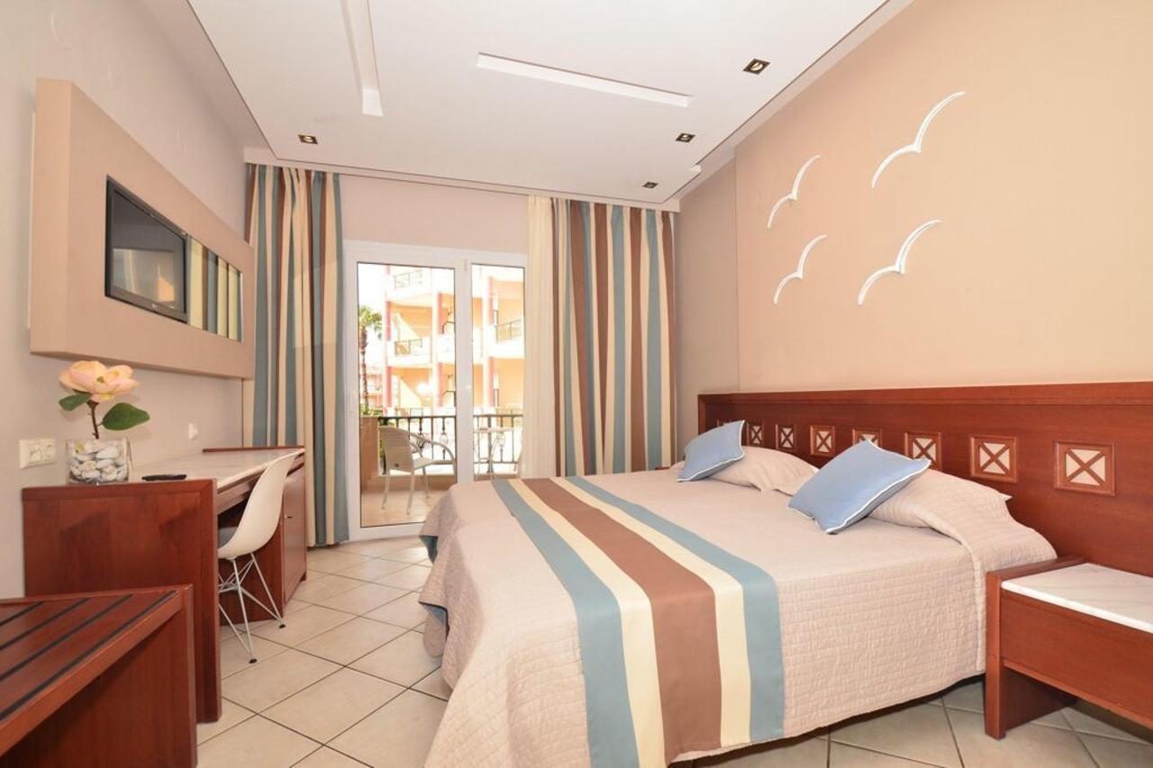 Hotel Evilion Sea And Sun Néoi Póroi Ngoại thất bức ảnh